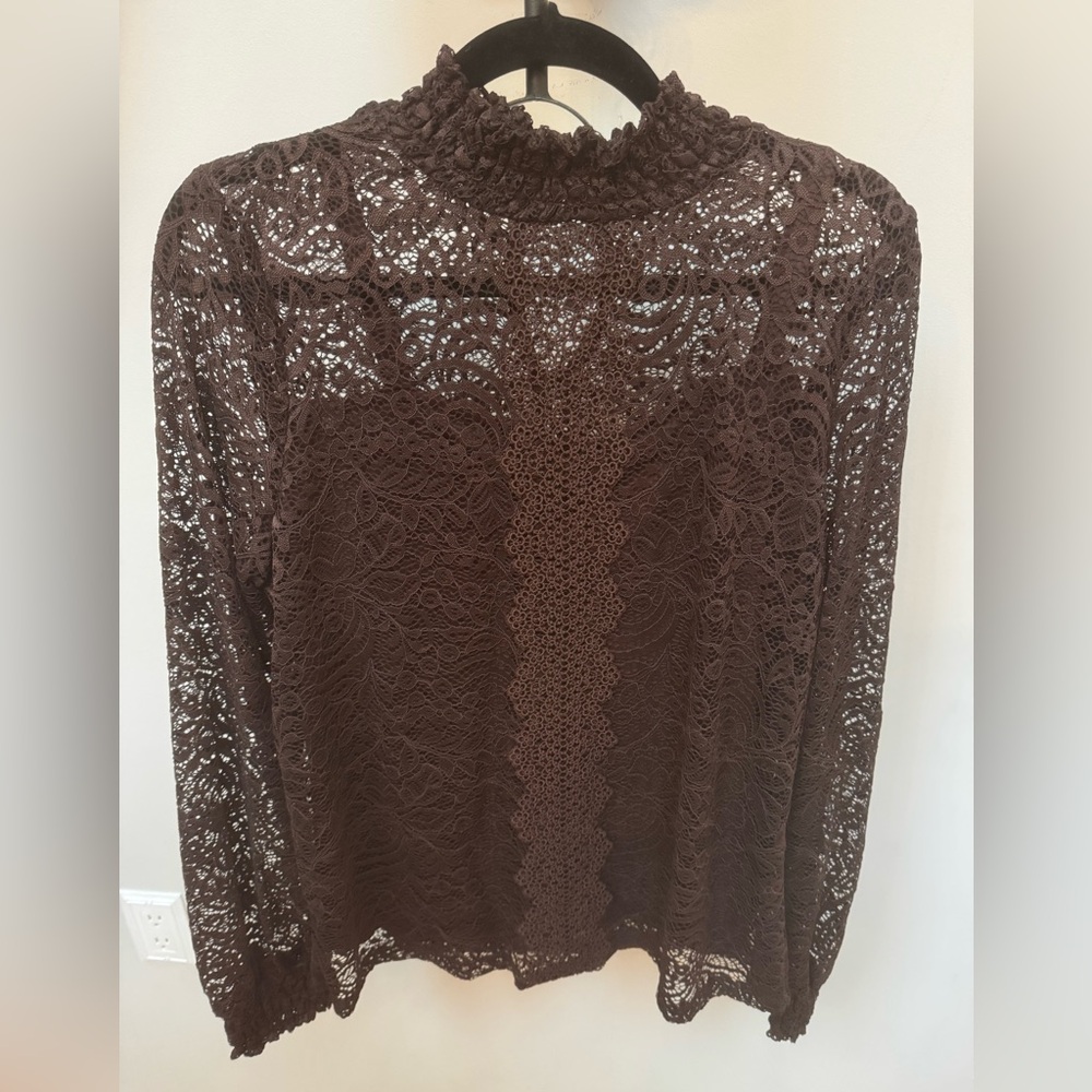 Cable & Gauge NWOT Chocolate Lace Mock-neck Blouse